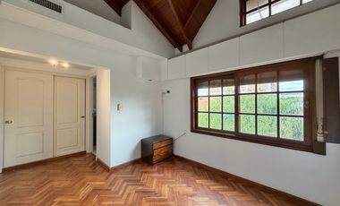 Imponente Casa en Villa Devoto en alquiler con 5 dormitorios - la mejor ubicación y seguridad