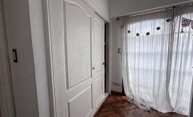 Imponente Casa en Villa Devoto en alquiler con 5 dormitorios - la mejor ubicación y seguridad