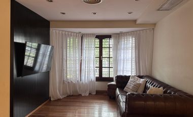 Imponente Casa en Villa Devoto en alquiler con 5 dormitorios - la mejor ubicación y seguridad