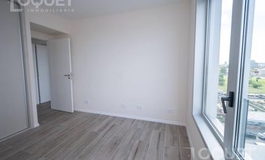 Departamento Semipiso cuatro dormitorios en Amarras Center 3