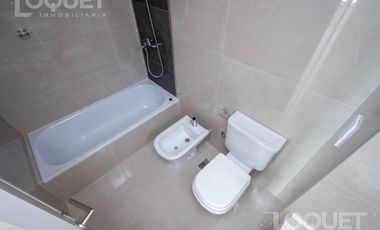 Departamento Semipiso cuatro dormitorios en Amarras Center 3