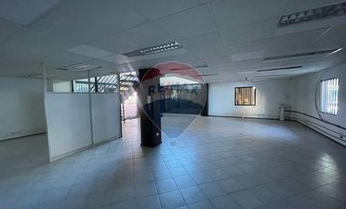 LOCAL COMERCIAL EDIFICIO PIEDRA AZUL-Viña del Mar.