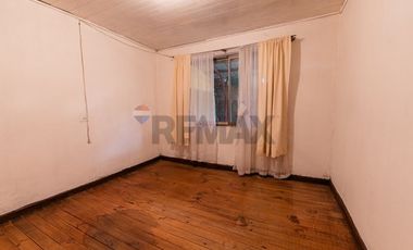 Amplia Casa de 5 Dormitorios en Yumbel