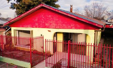Amplia Casa de 5 Dormitorios en Yumbel