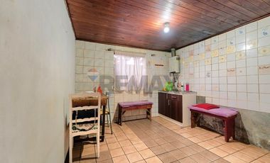 Amplia Casa de 5 Dormitorios en Yumbel