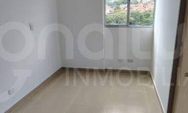 ARRIENDO de APARTAMENTO en BELLO