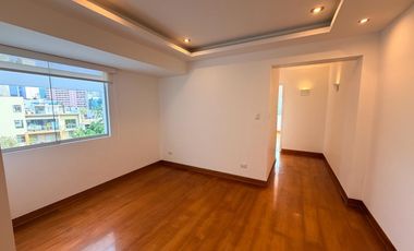 Alquiler en San Isidro: 150 m² con Ascensor Directo y 3 Cocheras