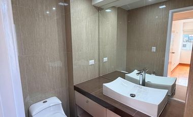 Alquiler en San Isidro: 150 m² con Ascensor Directo y 3 Cocheras