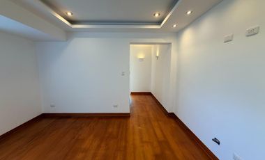 Alquiler en San Isidro: 150 m² con Ascensor Directo y 3 Cocheras