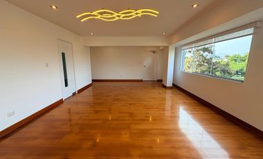 Alquiler en San Isidro: 150 m² con Ascensor Directo y 3 Cocheras