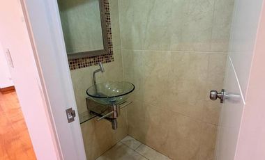 Alquiler en San Isidro: 150 m² con Ascensor Directo y 3 Cocheras