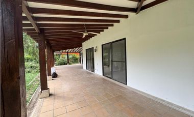 CASA CAMPESTRE EN PANCE