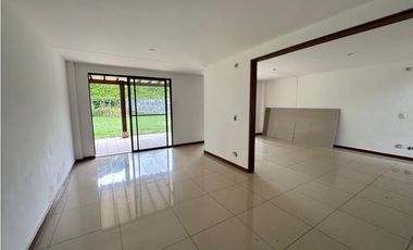 CASA CAMPESTRE EN PANCE