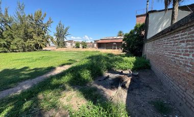 RE/MAX NOA II COMERCIALIZA CASONA EL REMATE -8595M
