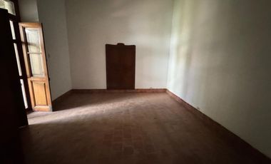 RE/MAX NOA II COMERCIALIZA CASONA EL REMATE -8595M