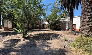 RE/MAX NOA II COMERCIALIZA CASONA EL REMATE -8595M