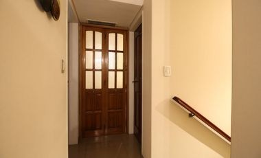 Venta casa 5 ambientes patio en Vélez Sársfield