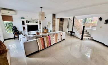 CASA EN ALQUILER CON PILETA EN BELLA VISTA