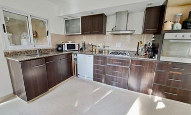 CASA EN ALQUILER CON PILETA EN BELLA VISTA