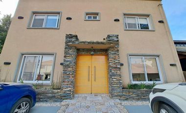 CASA EN ALQUILER CON PILETA EN BELLA VISTA