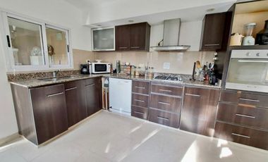 CASA EN ALQUILER CON PILETA EN BELLA VISTA