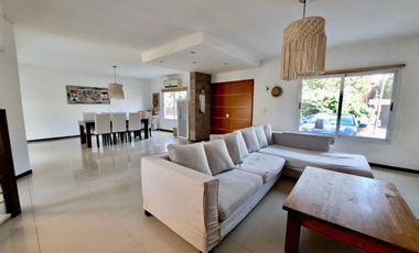 CASA EN ALQUILER CON PILETA EN BELLA VISTA