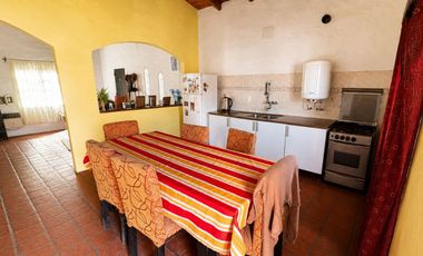 OPORTUNIDAD - HERMOSA CASA QUINTA EN SAUCE VIEJO
