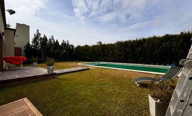CASA BARRIO LAGUNA AZUL APTO CREDITO AMOBLADA