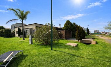 CASA BARRIO LAGUNA AZUL APTO CREDITO AMOBLADA