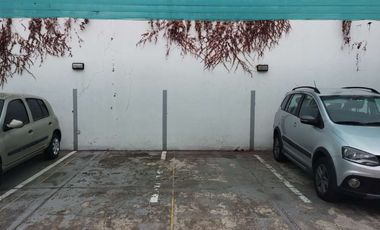 Depto 1 dormitorio con cochera alquiler La Plata