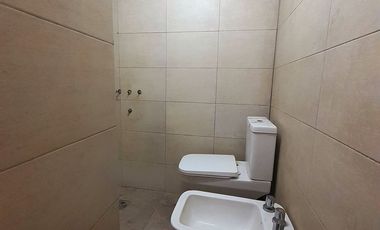 Oportunidad: 2 Viviendas + Local. Ideal Inversión