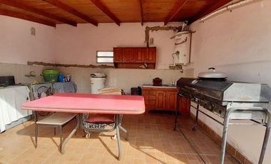 Oportunidad: 2 Viviendas + Local. Ideal Inversión