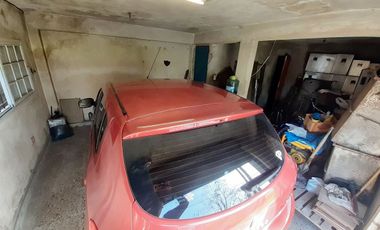 Oportunidad: 2 Viviendas + Local. Ideal Inversión
