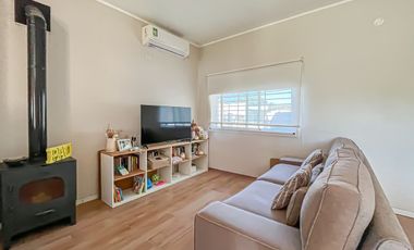 Casa en Venta, dos dormitorios Sicardi La Plata