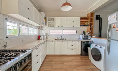 Casa en Venta, dos dormitorios Sicardi La Plata