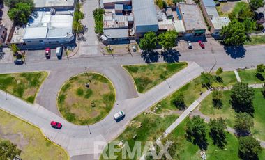 VENTA SALON COMERCIAL TERRENO DE 675 M