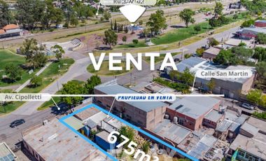 VENTA SALON COMERCIAL TERRENO DE 675 M