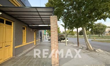VENTA SALON COMERCIAL TERRENO DE 675 M