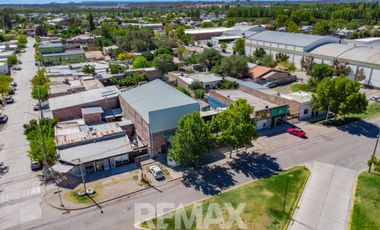 VENTA SALON COMERCIAL TERRENO DE 675 M