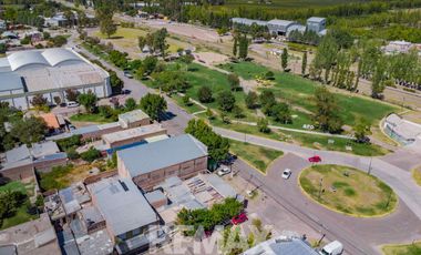 VENTA SALON COMERCIAL TERRENO DE 675 M