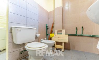 EN VENTA CIPOLLETTI LOCALES + CASA + DEPTO +TALLER