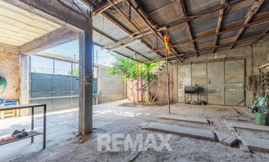 EN VENTA CIPOLLETTI LOCALES + CASA + DEPTO +TALLER