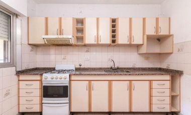 VENTA CHALET 2 PLANTAS 5 AMBIENTES CON QUINCHO