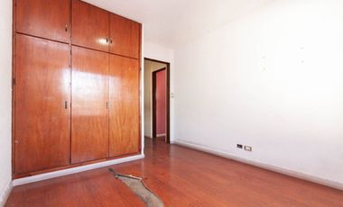 VENTA CHALET 2 PLANTAS 5 AMBIENTES CON QUINCHO