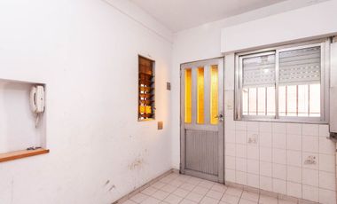 VENTA CHALET 2 PLANTAS 5 AMBIENTES CON QUINCHO