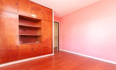 VENTA CHALET 2 PLANTAS 5 AMBIENTES CON QUINCHO