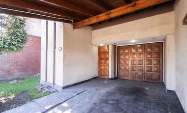 VENTA CHALET 2 PLANTAS 5 AMBIENTES CON QUINCHO