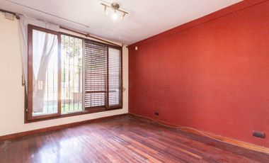 VENTA CHALET 2 PLANTAS 5 AMBIENTES CON QUINCHO