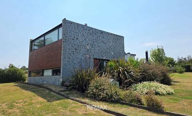 Complejo de dos duplex en B. Golf S. de la Ventana