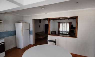Oportunidad Casa 4 ambientes con garage y parque